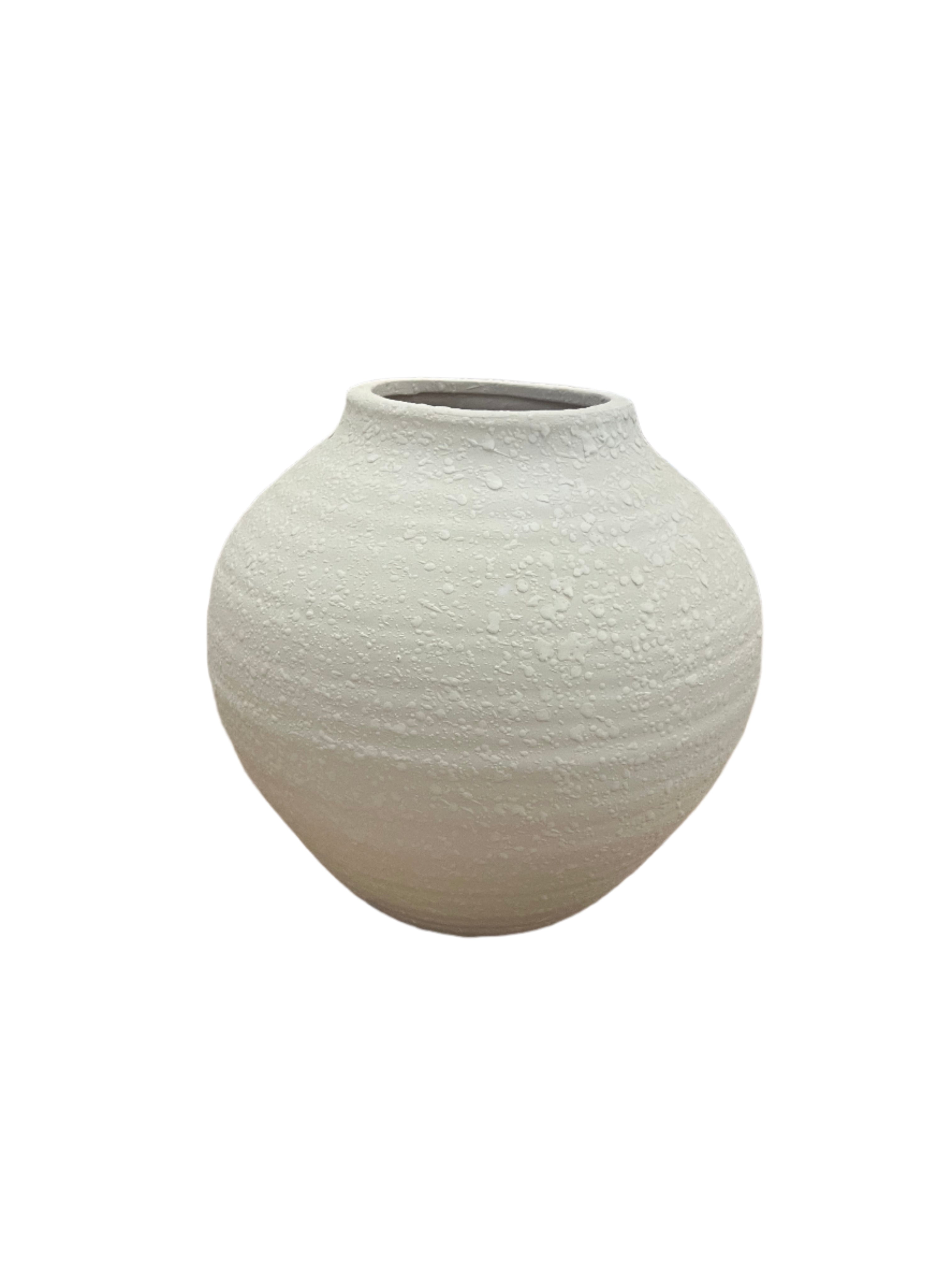 Serres Stoneware Vase (2 Sizes)