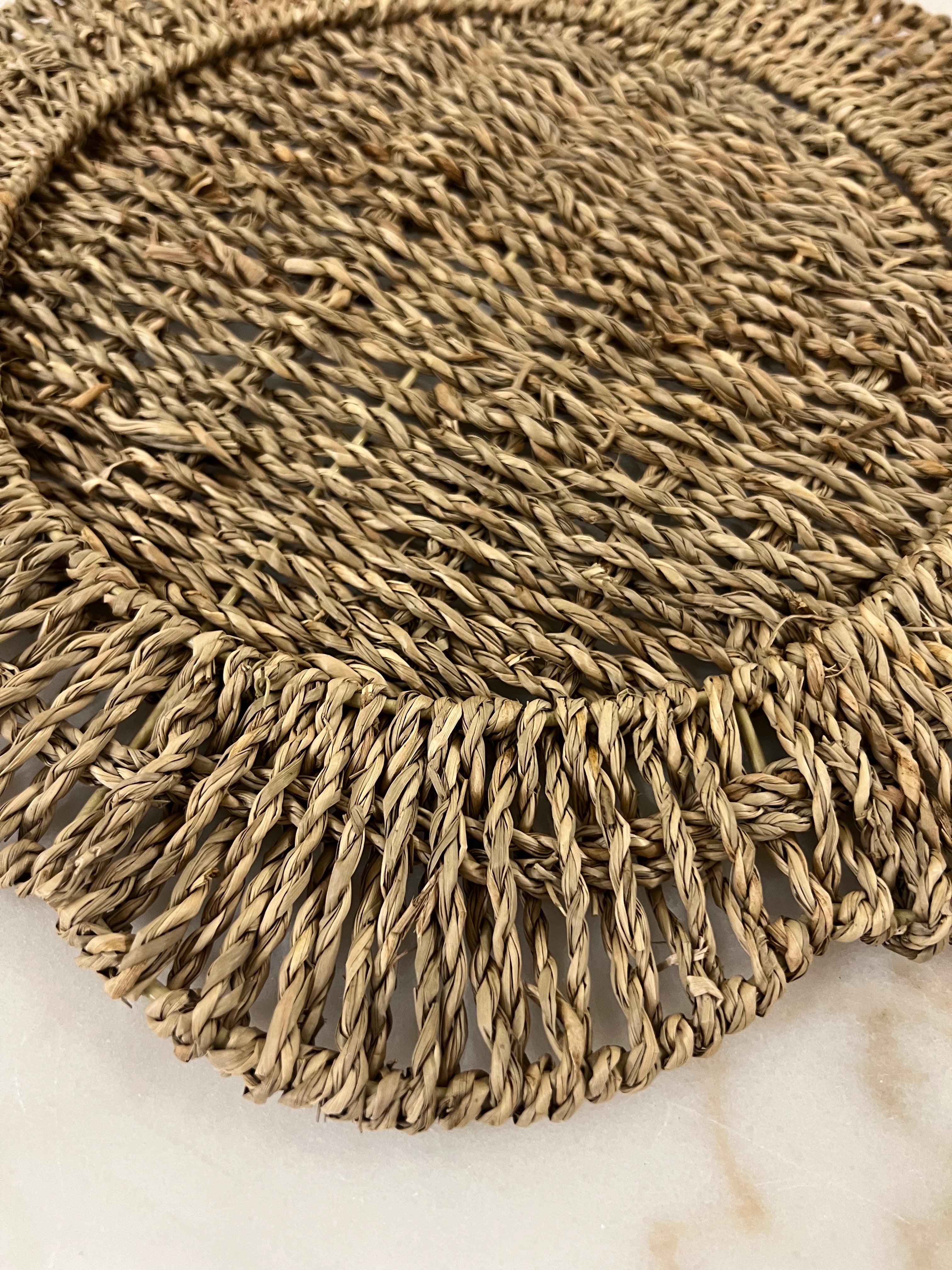 Scalloped Seagrass Charger