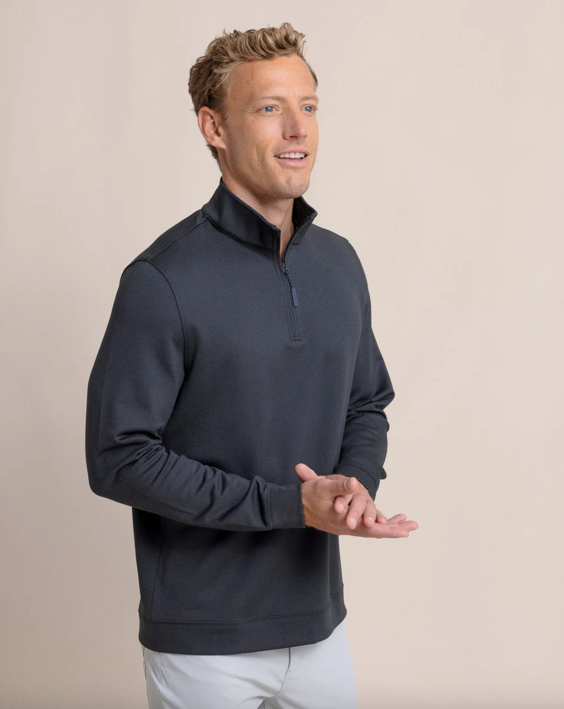 Schooner Quarter Zip-Black