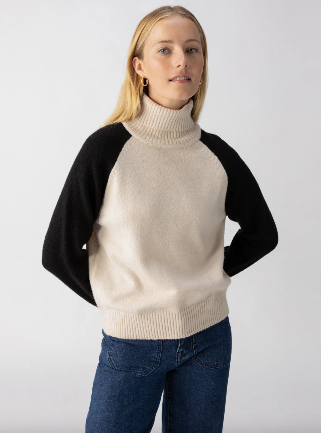 Cozy Day Sweater-Almond/Black