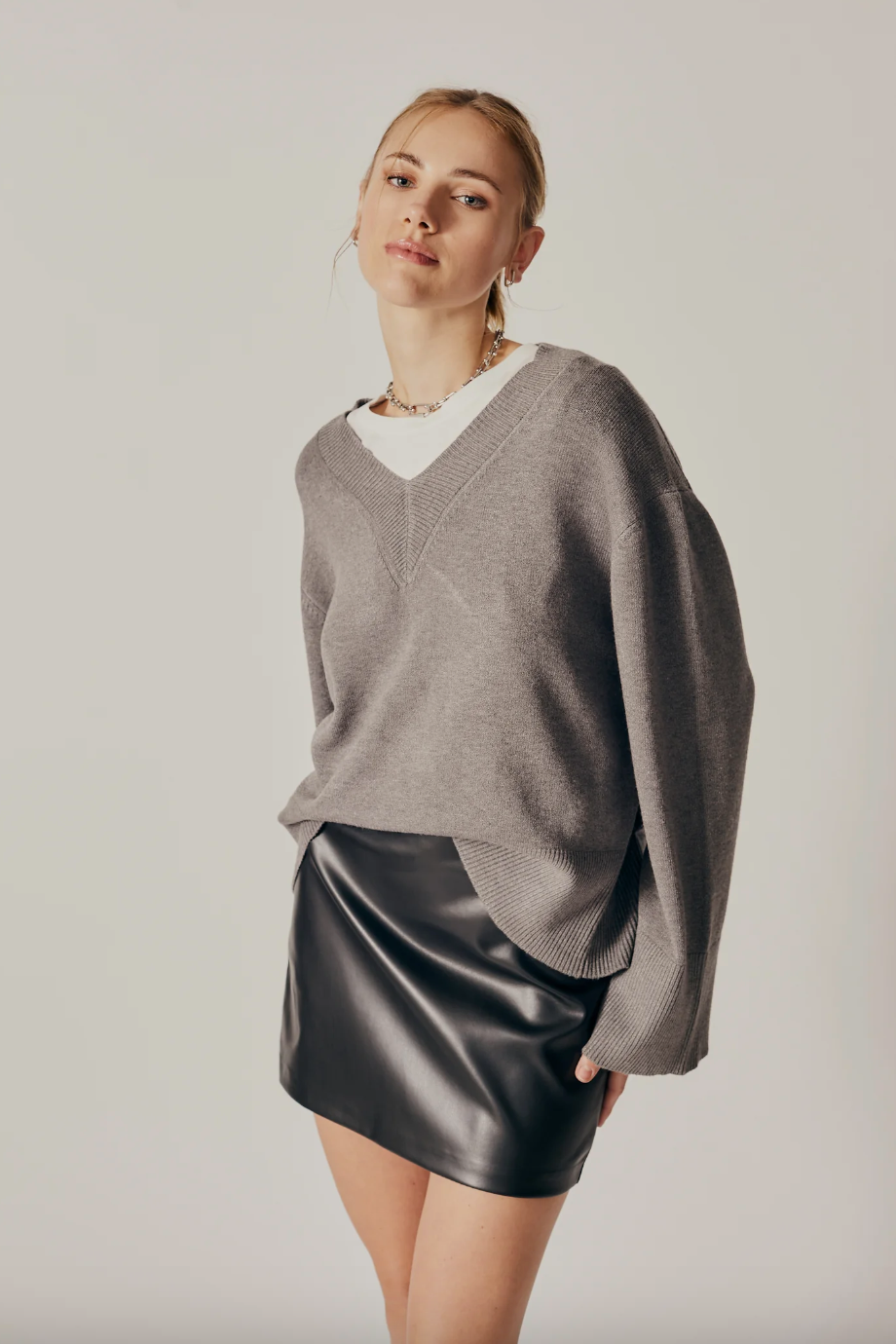 Uma Sweater-Grey